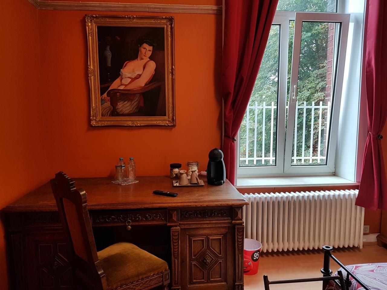 Chateau Lambert Moulinsart Hotel, Shuttle Airport, Long Term Parking, Snooker, Large Terrasse, Dinner, Breakfast شارلروا المظهر الخارجي الصورة